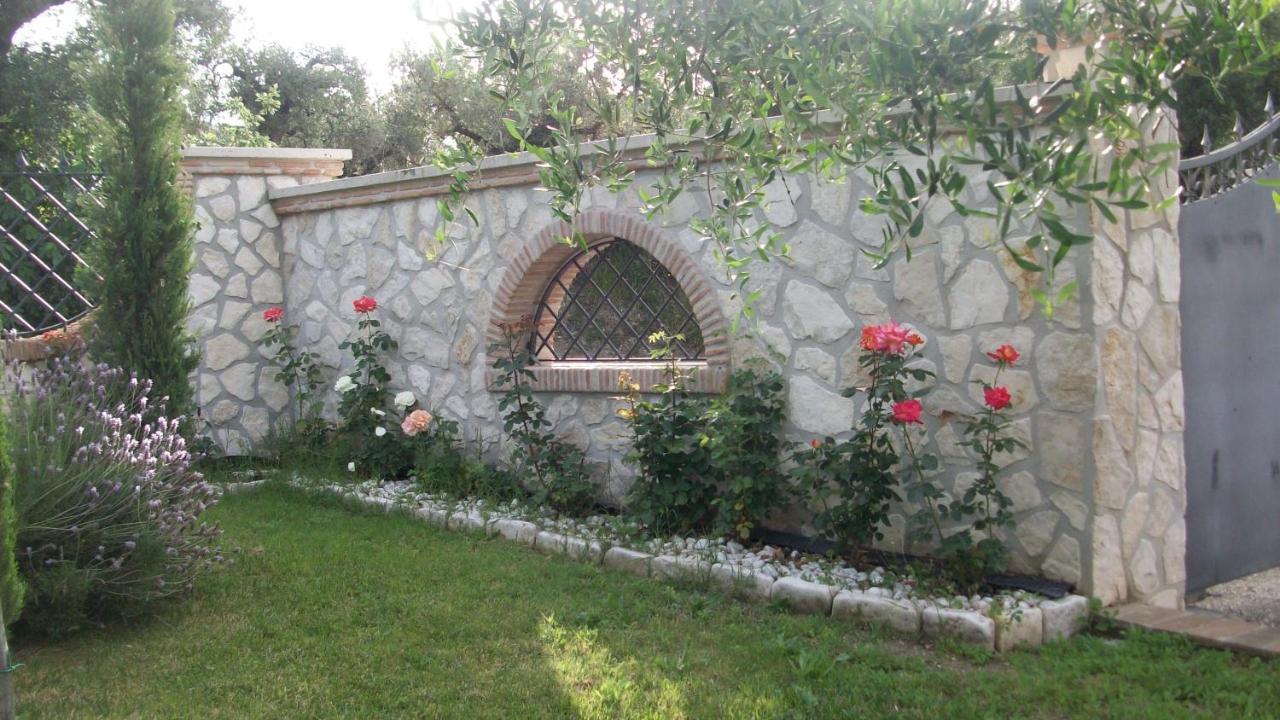 Il Giardino Degli Ulivi Panzió Canneto  Kültér fotó