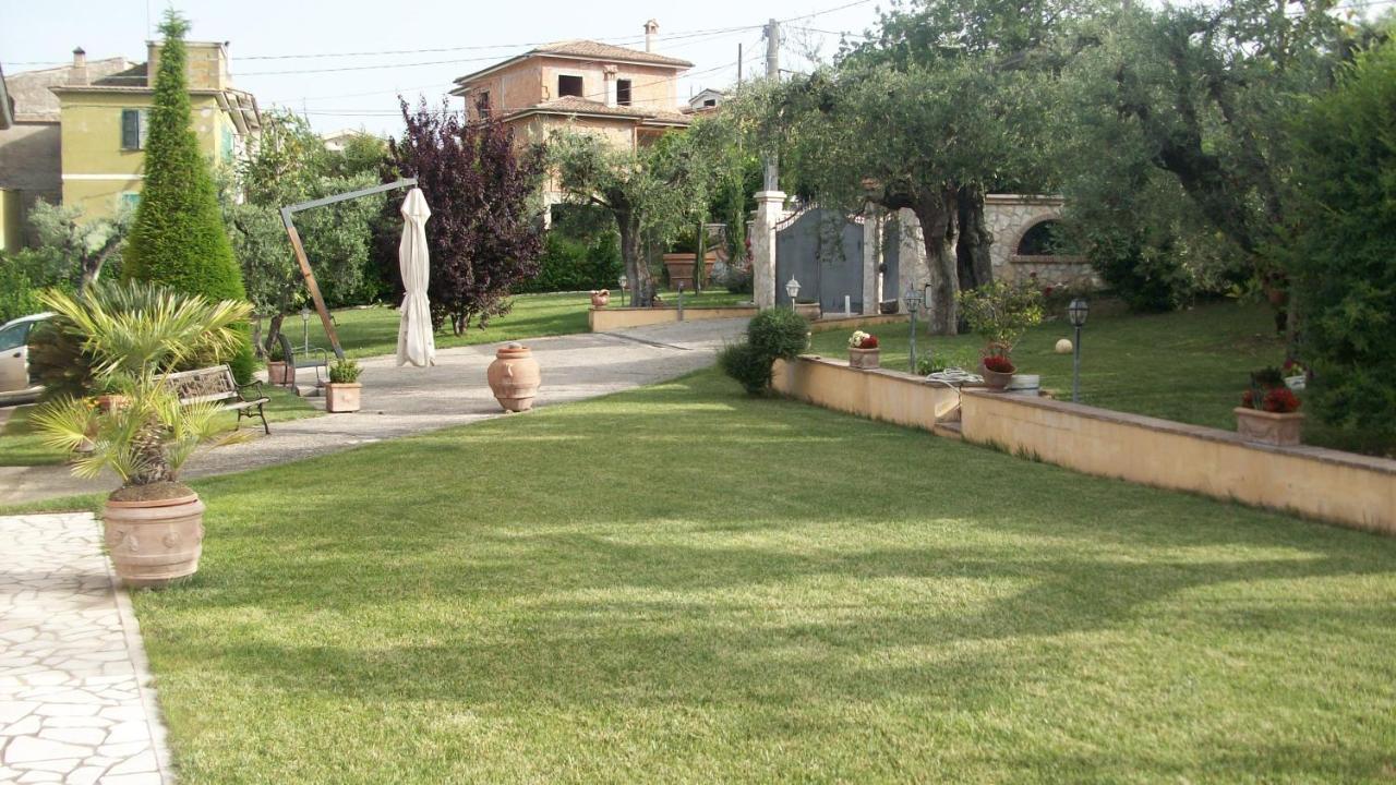 Il Giardino Degli Ulivi Panzió Canneto  Kültér fotó