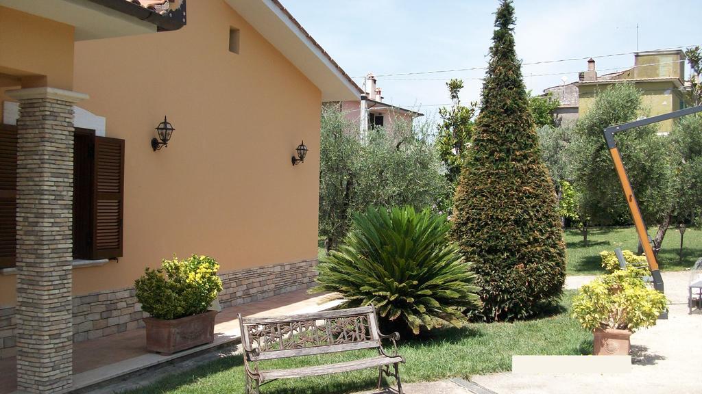 Il Giardino Degli Ulivi Panzió Canneto  Kültér fotó